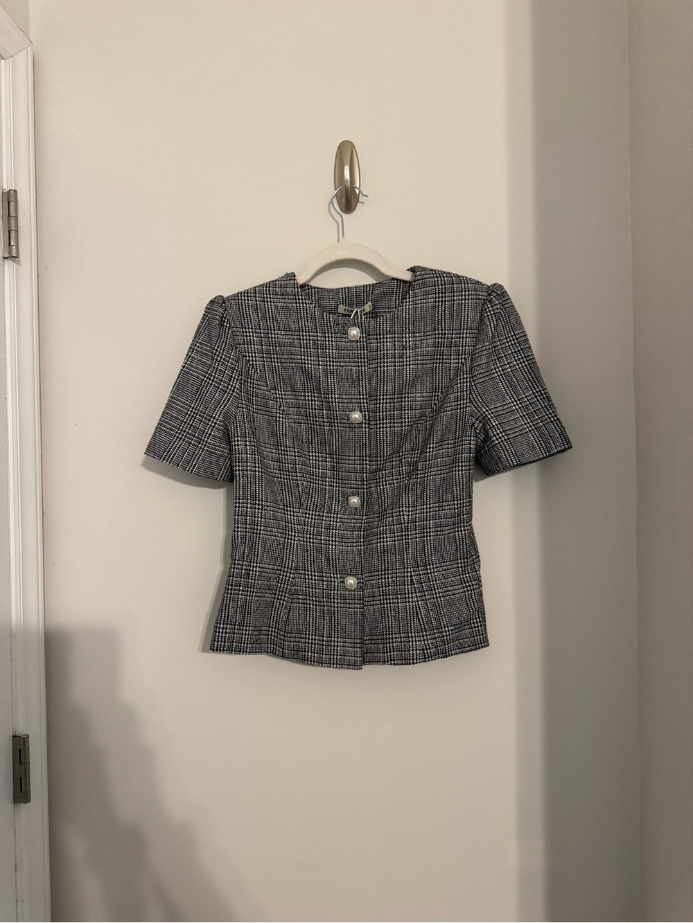 NWT Fehaute Plaid Blazer with Pearl Buttons